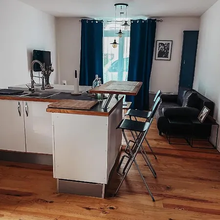 Superbe T2 Avec Cours